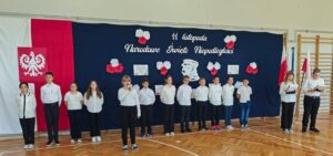 Miniaturka artykułu 11 listopada i szkoła do hymnu